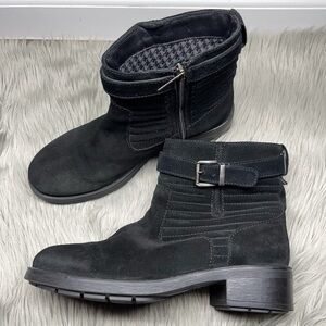 Aquatalia Sahel Moto Boots Suede Black Upper Side Zip Closure Size 8.5 Women’s